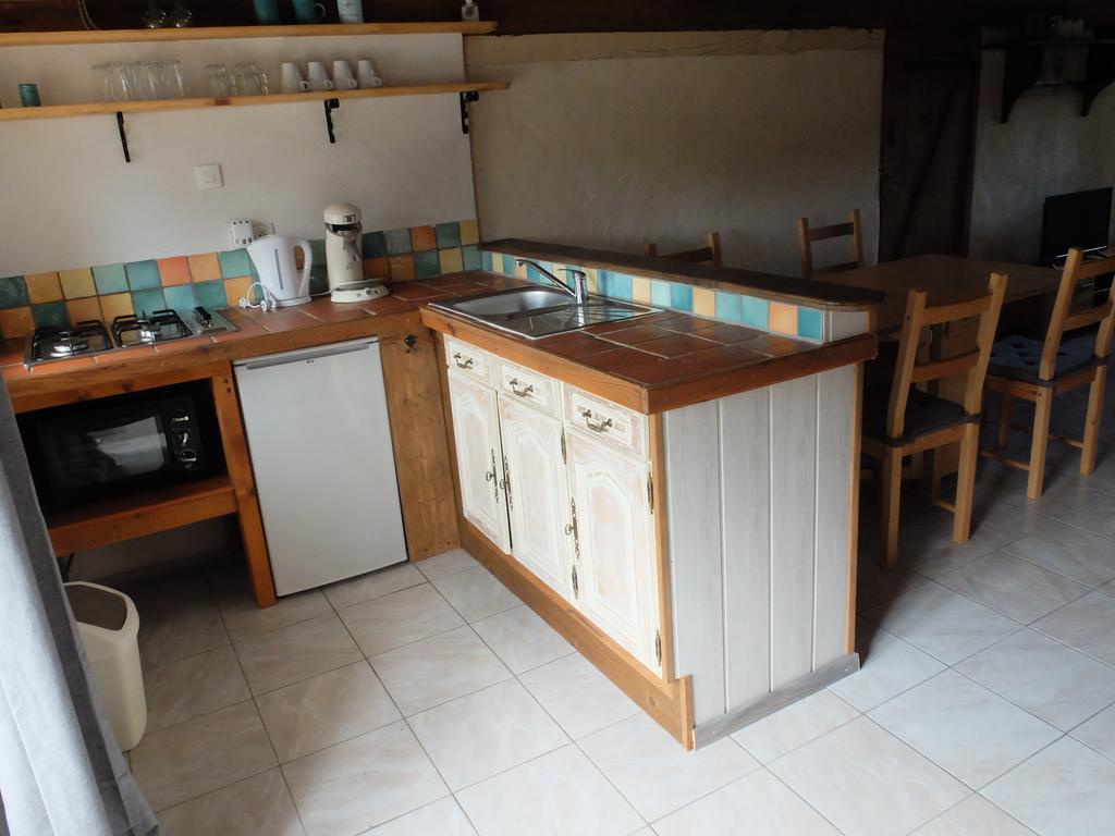 Le Bon Coeur Bed and Breakfast Ygrande Zewnętrze zdjęcie