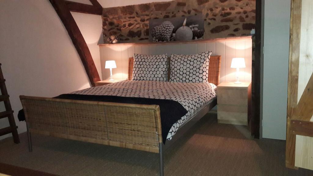 Le Bon Coeur Bed and Breakfast Ygrande Zewnętrze zdjęcie